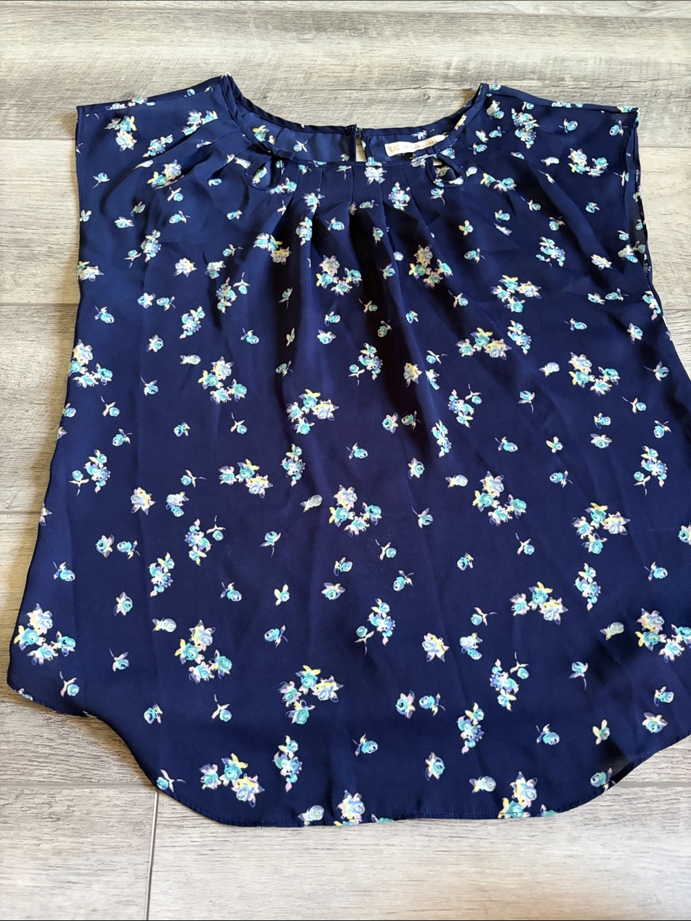 LC Lauren Conrad Navy Floral Cap Sleeve Blouse